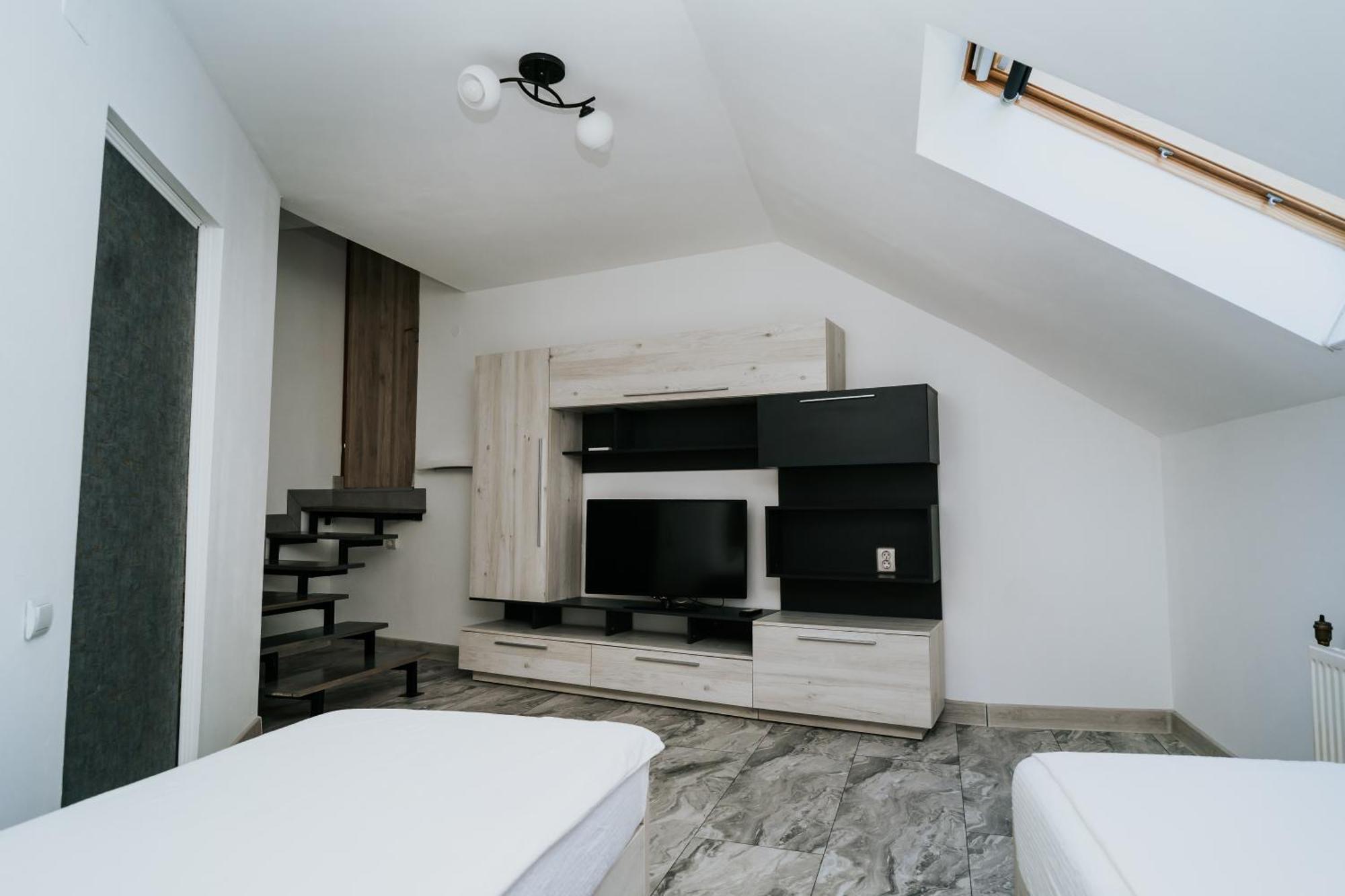 Apartment Attic ซีบิว ภายนอก รูปภาพ
